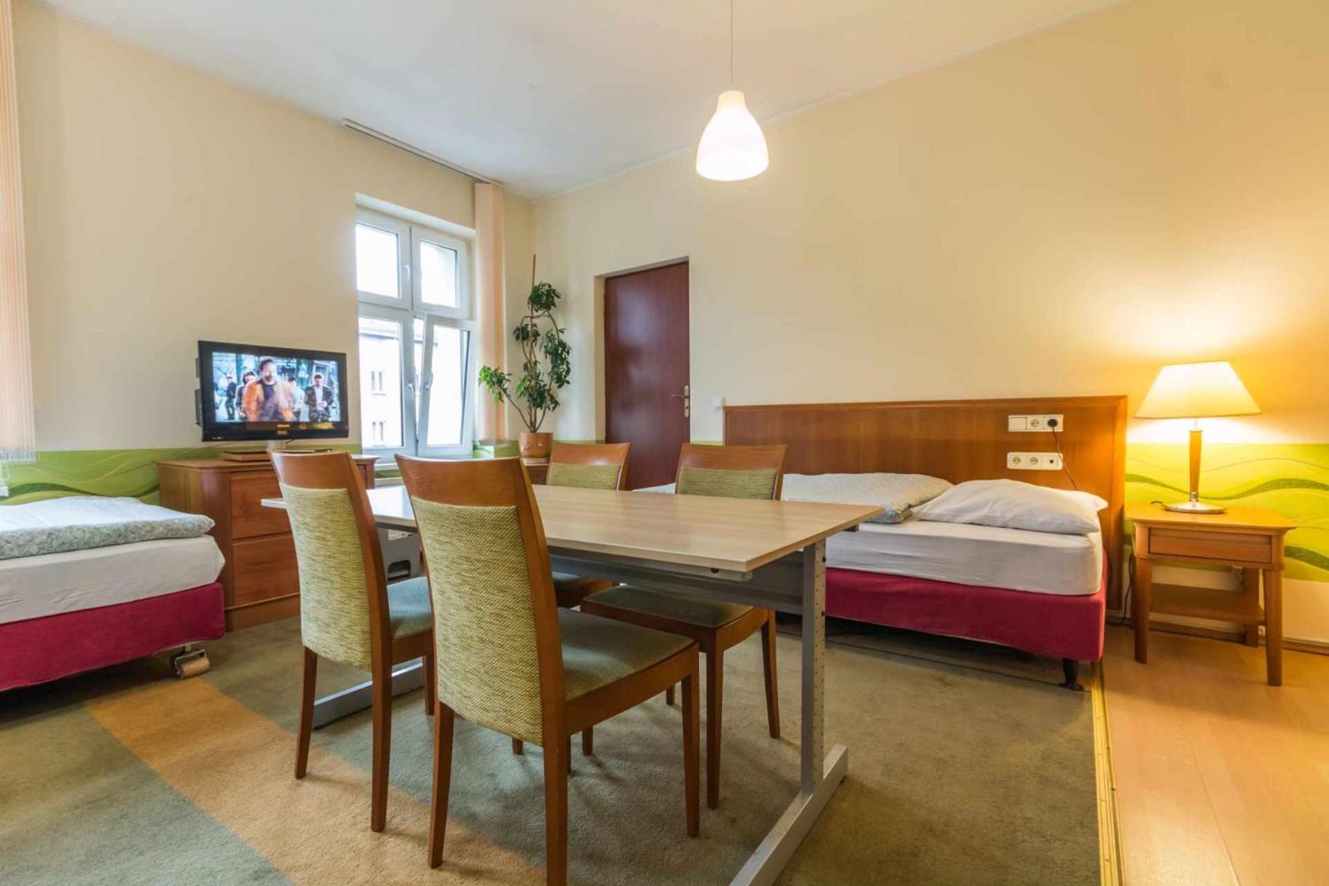 Hostel Nina Katowice Bagian luar foto